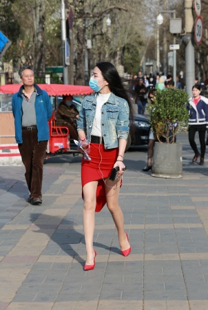 ��쿪��ȹ��������˿����Ů��Ϯ