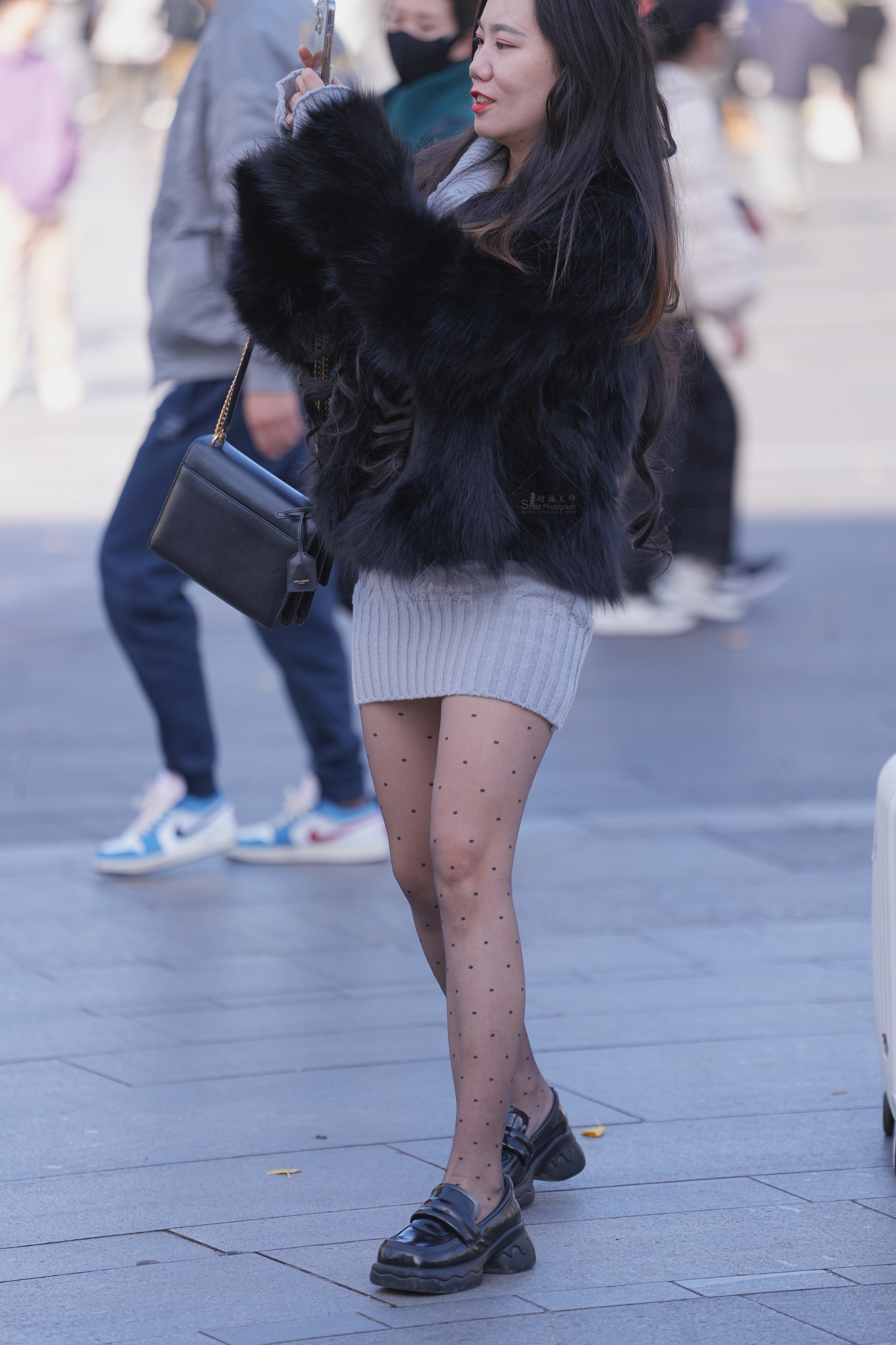 实拍｜女生黑系穿搭，户外实拍高清实拍