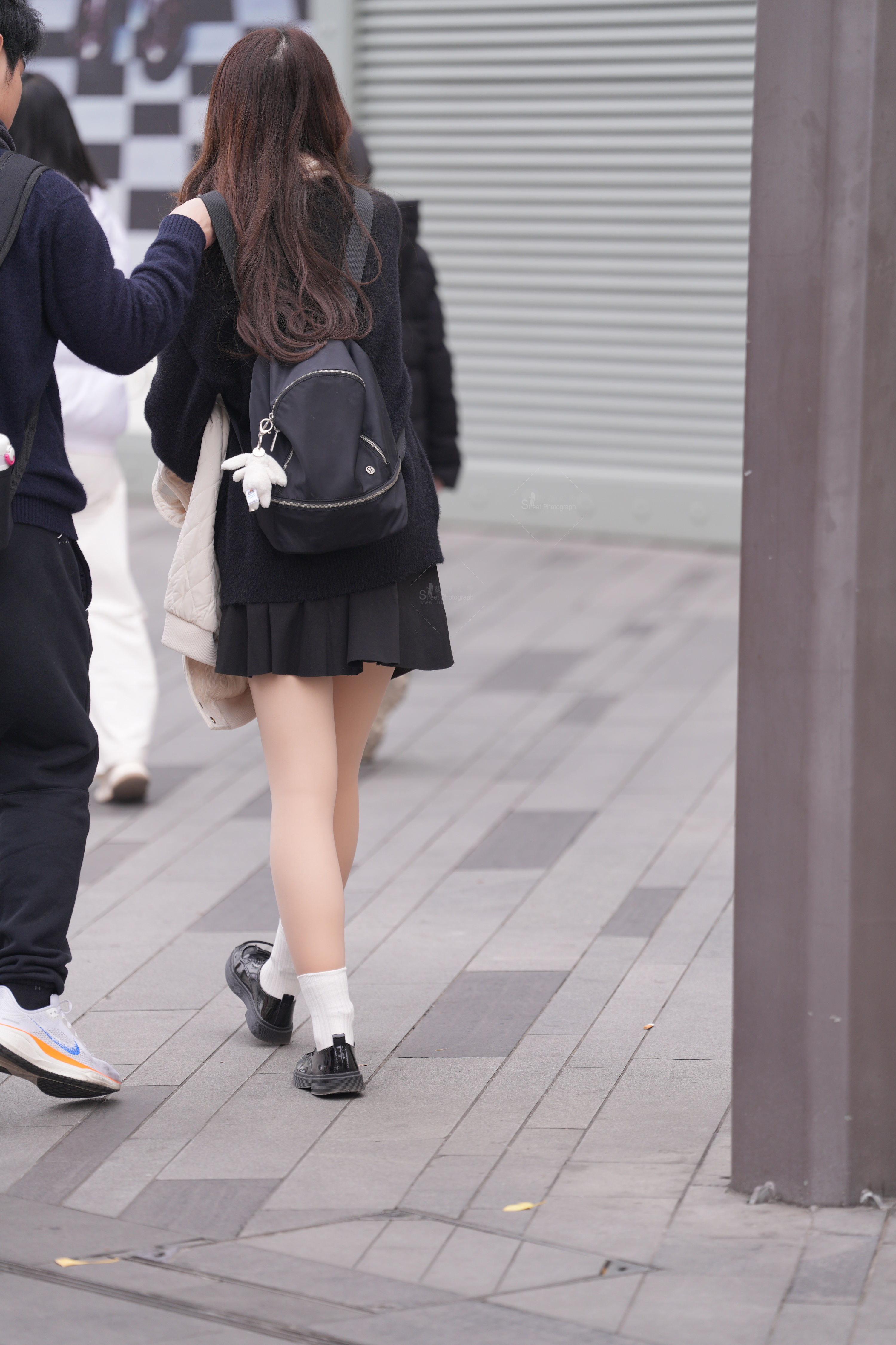 高清实拍：女生，肉丝，玉足白嫩画面真实
