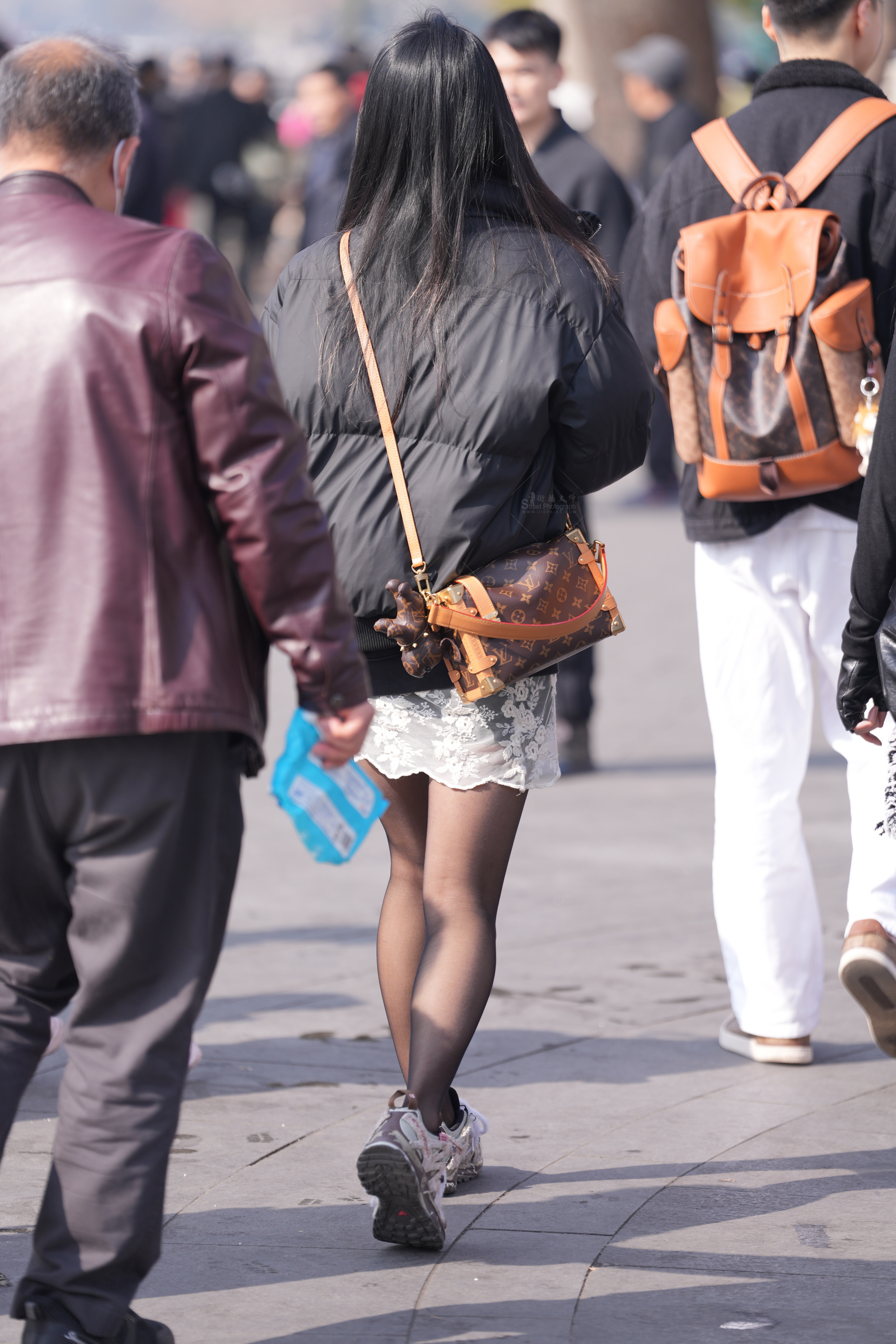 黑丝美腿｜户外实拍黑丝，绝绝子