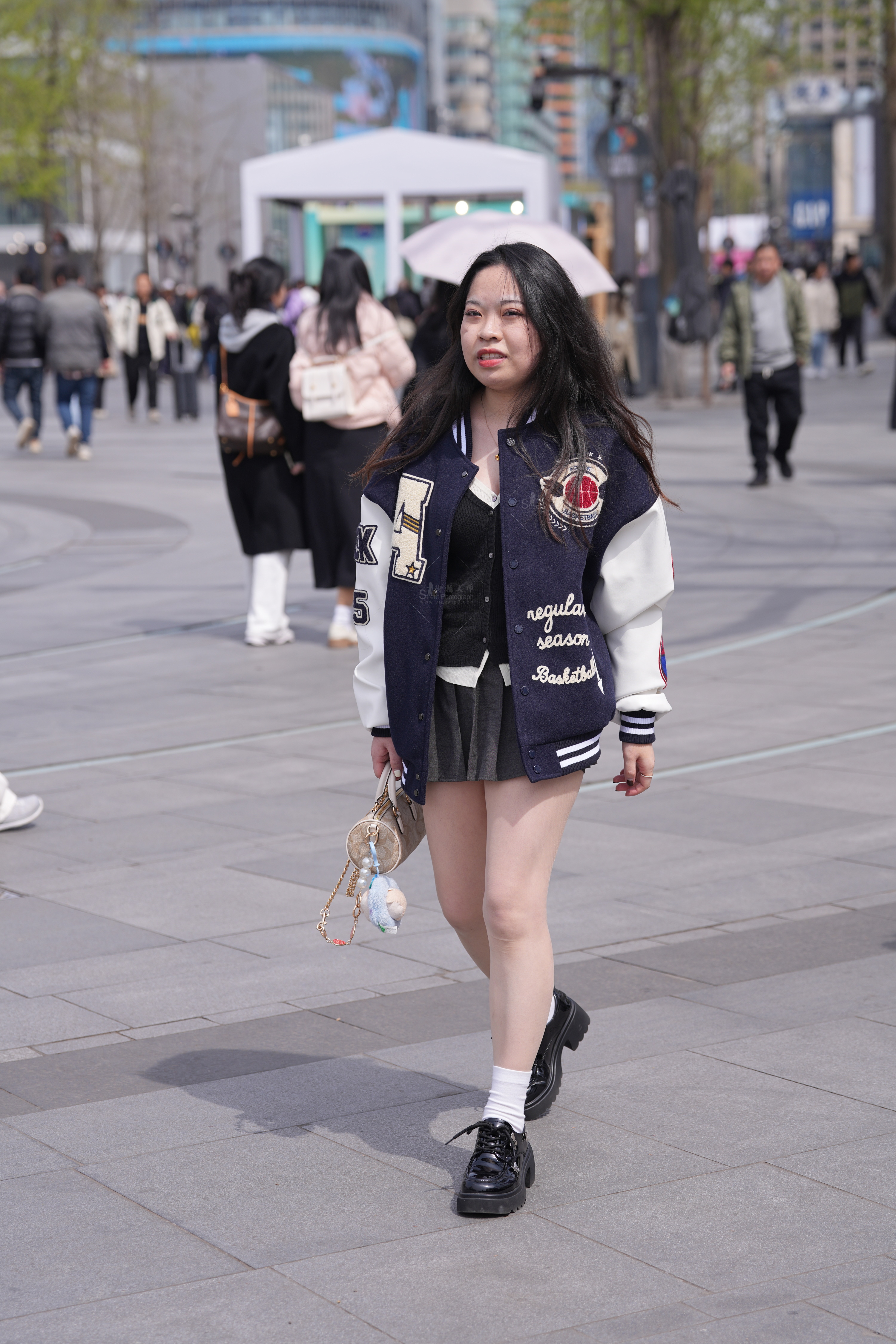 户外女生，肉丝