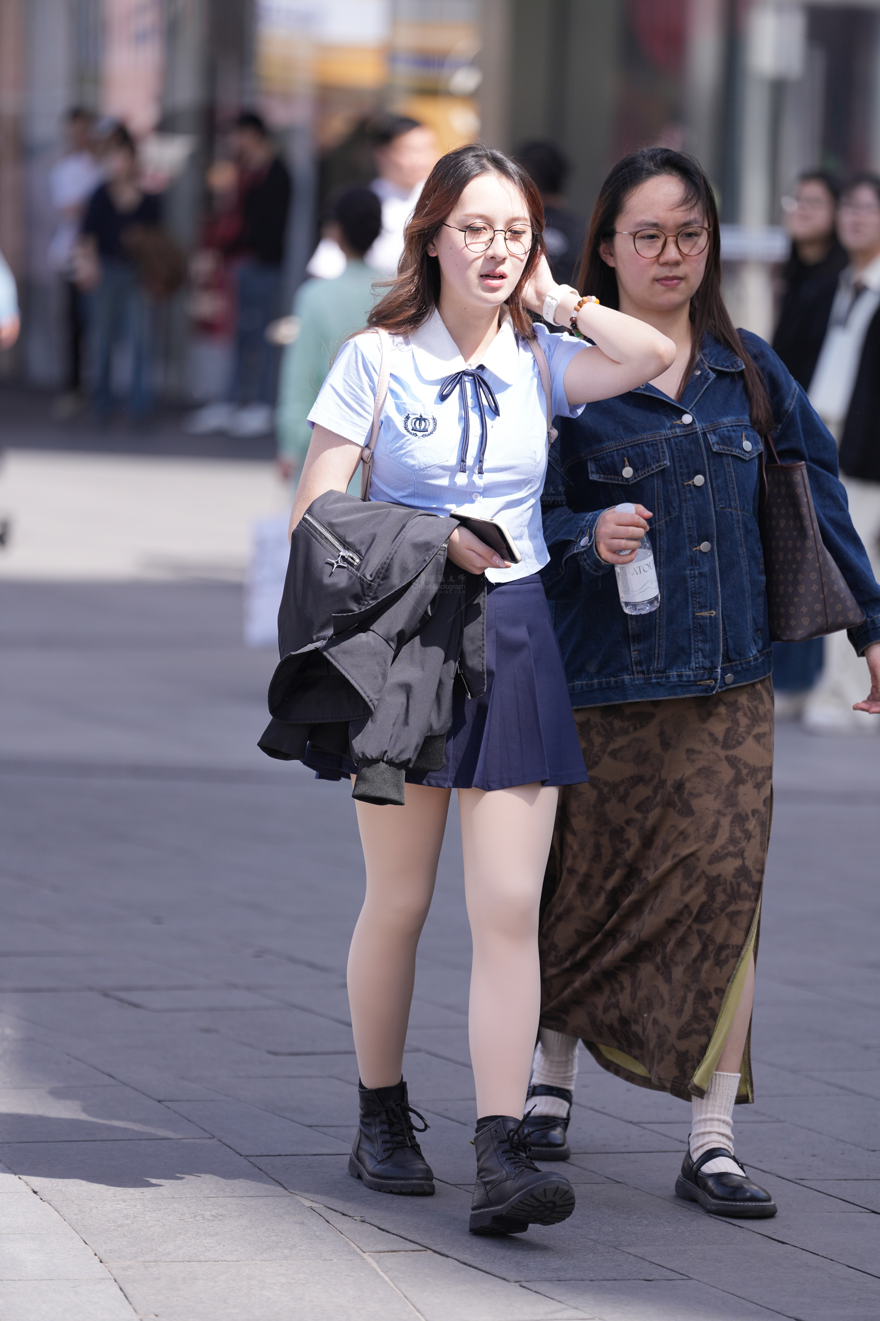 高清实拍：女生，性感撩人画面真实