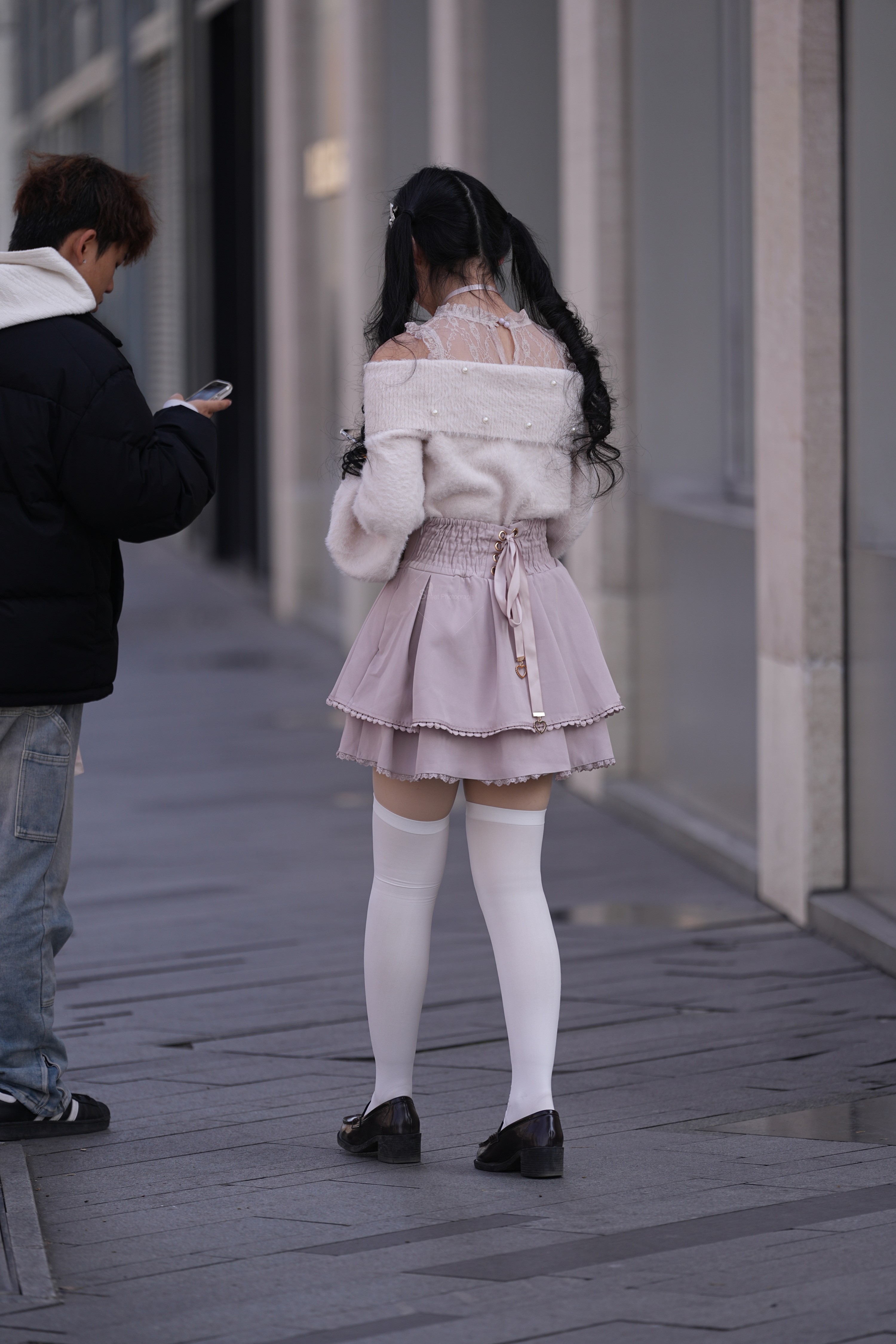 高清实拍：户外女生，白丝，画面真实画面真实